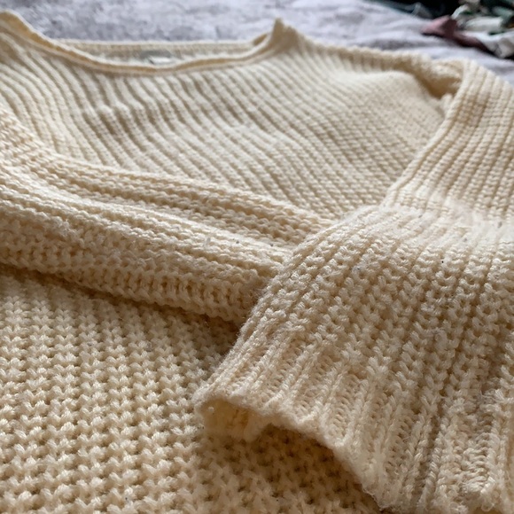 Sweater - Picture 3 of 3